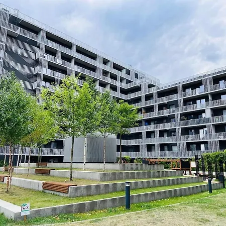 Ordona Charming I * Varšava