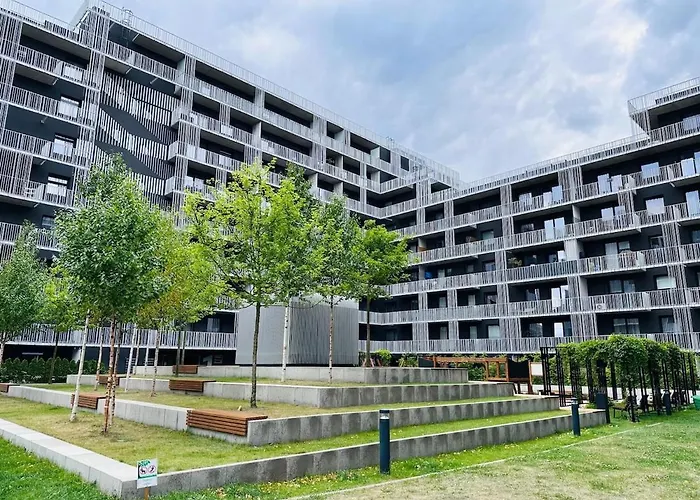 Ordona Charming I * Warszawa